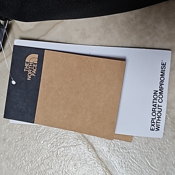 🔰 The North Face backpack Sling bag Fanny Pack‼️ - Picture 5 of 9